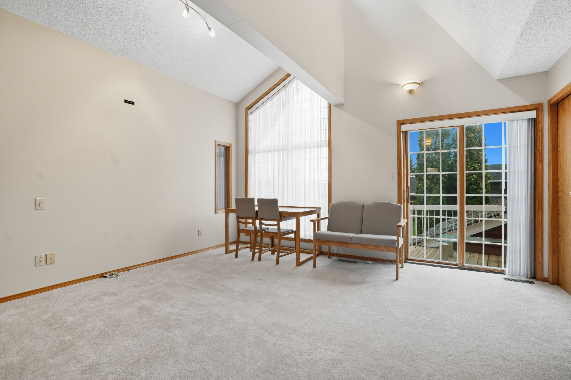 Lakeview近湖独栋出售· 139 Lakeshore Cres——林与唐地产 - 6